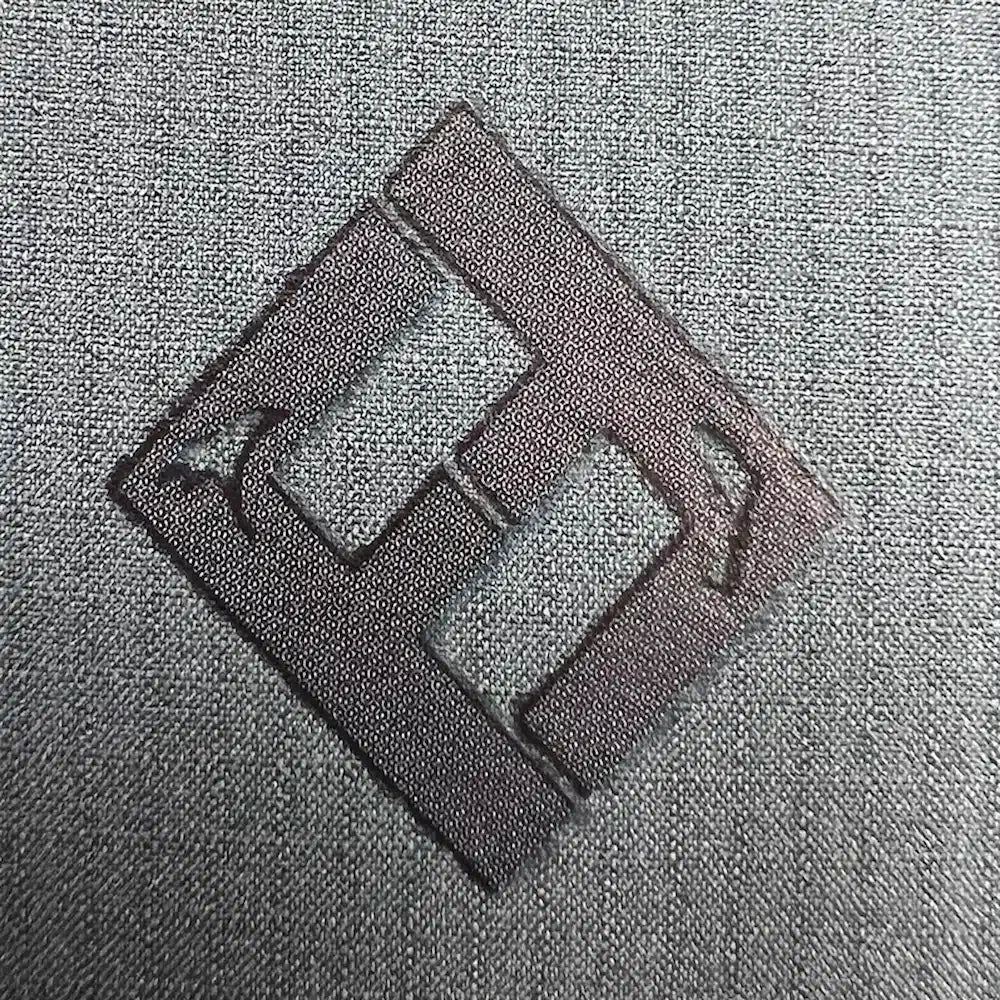 icon logo detail skwala carbon jacket